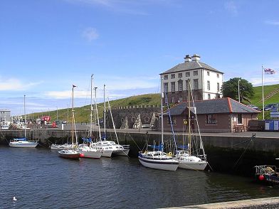 Eyemouth Harbour Schottland