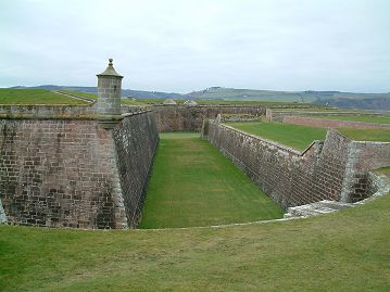 Fort George, mächtige Festungsanlage bei Inverness